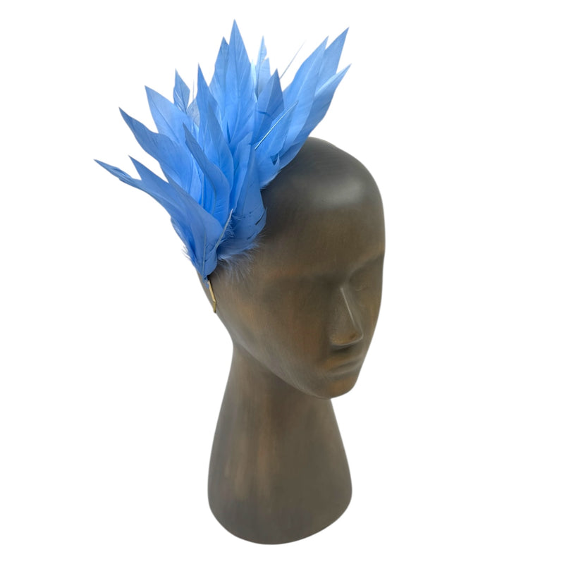 Blue feather fascinator