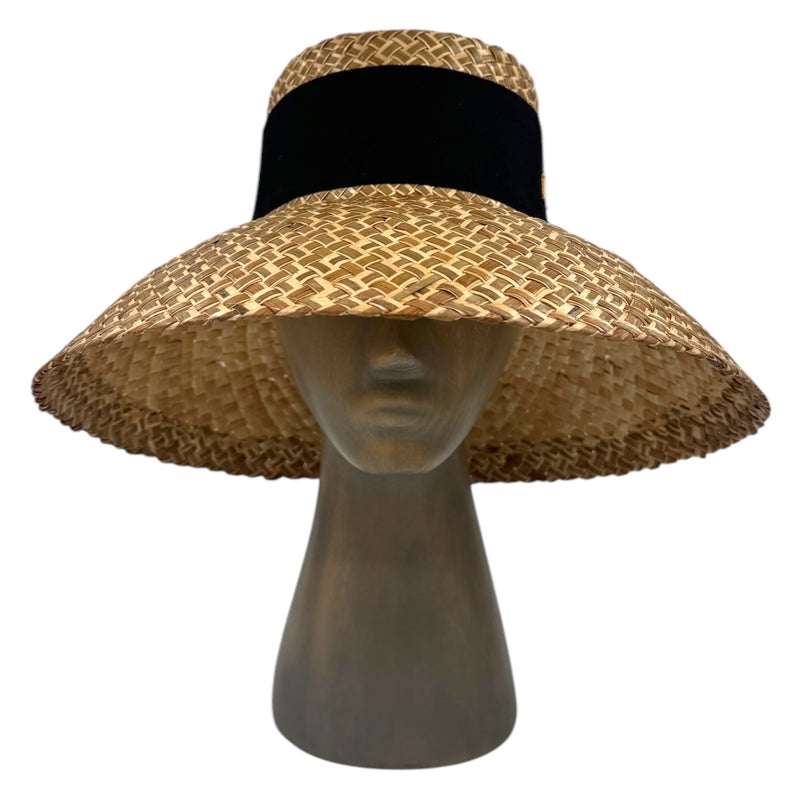 Helena hat