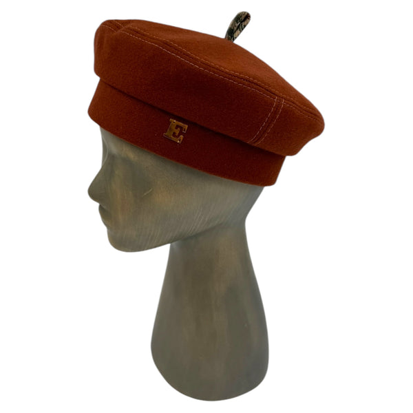 Lara Beret