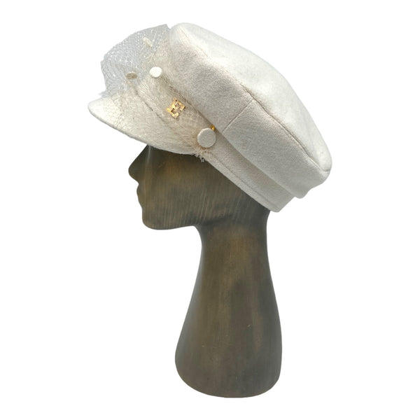 Ivory Moscow cap with veil
