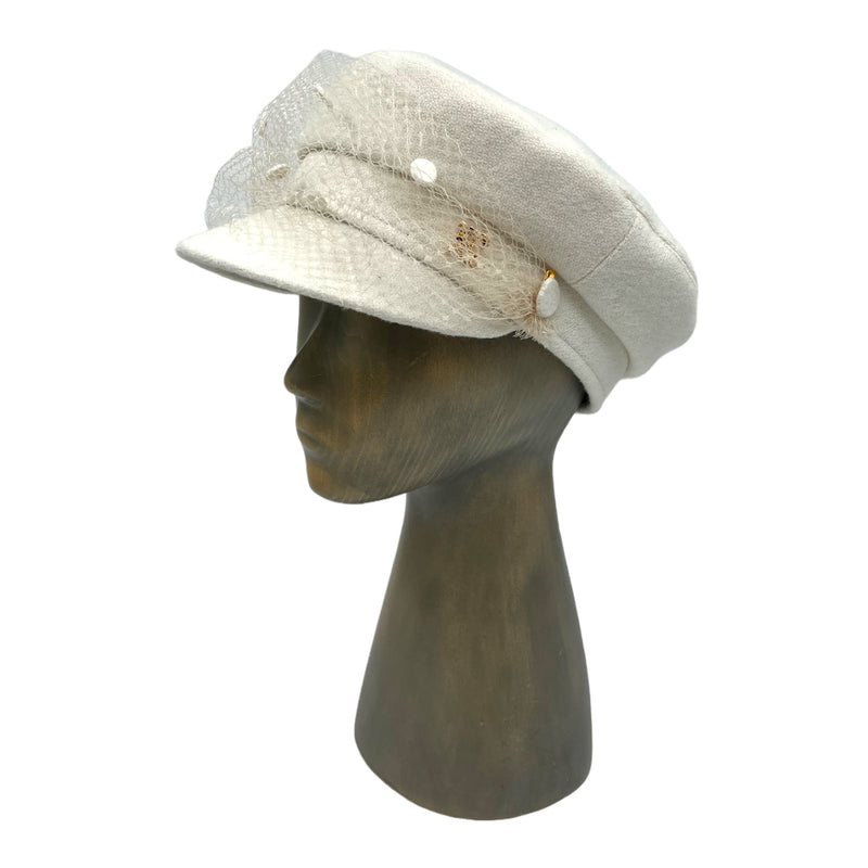 Ivory Moscow cap with veil