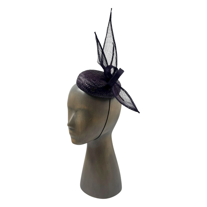 Deep violet tocca