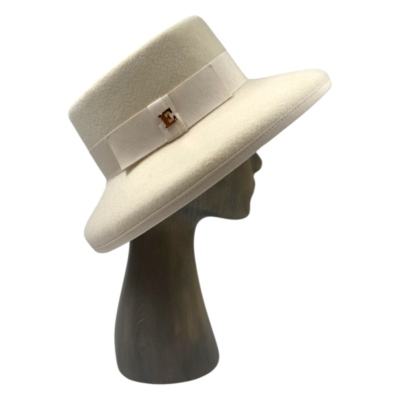 Off white Lora hat
