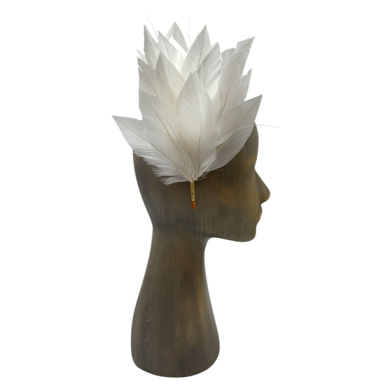 White feather fascinator