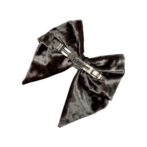 Crossed velvet bow