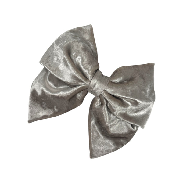 Velvet bow