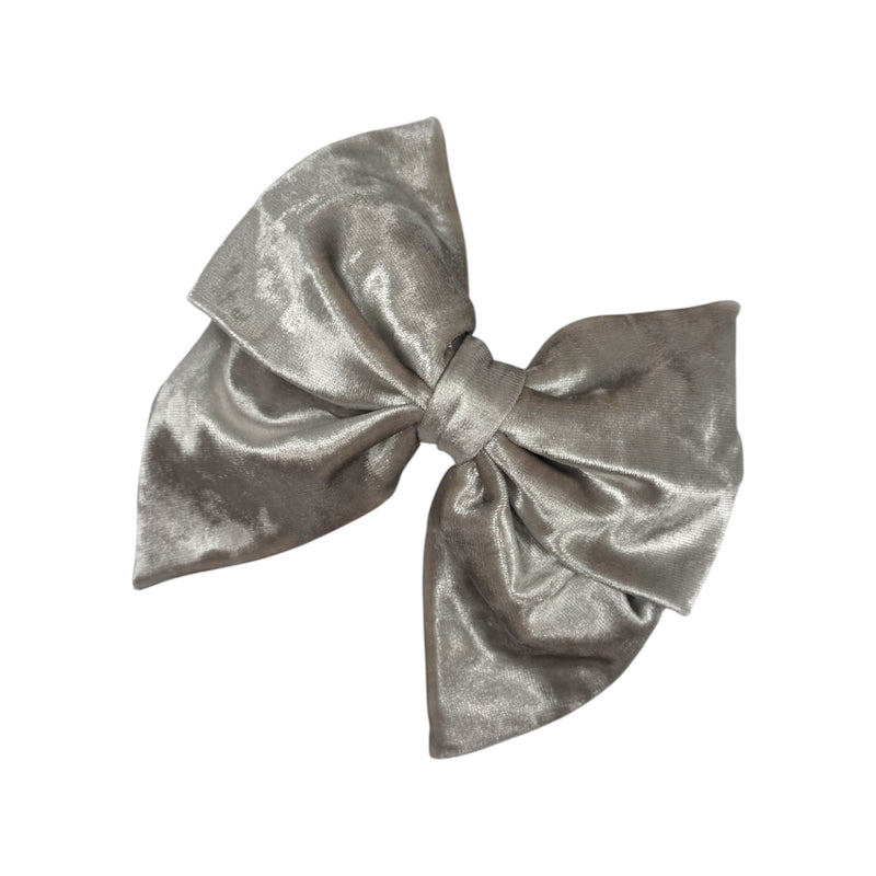 Velvet bow