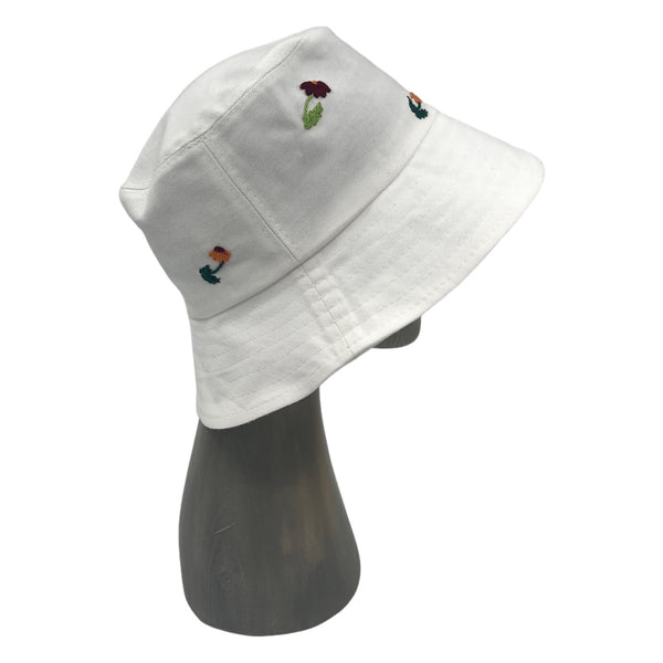 Ručno vezeni Bucket šešir - unikat