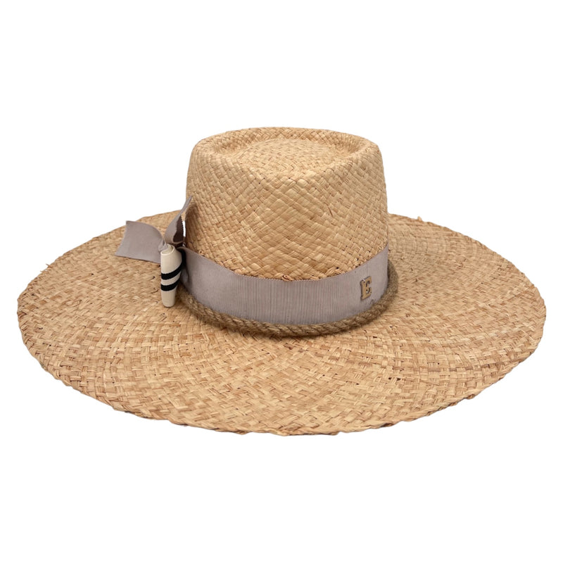 Raffia hat