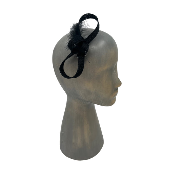 Crna Mašna fascinator