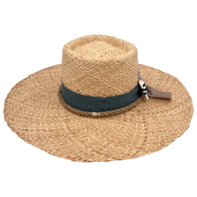 Raffia hat