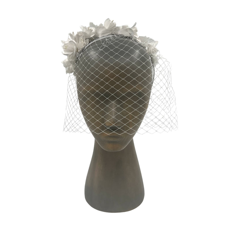 Fascinator od cvetića