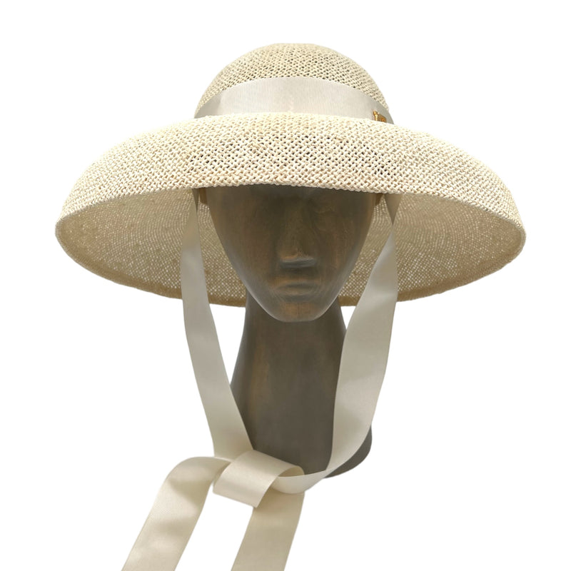 Ivory Miona šešir