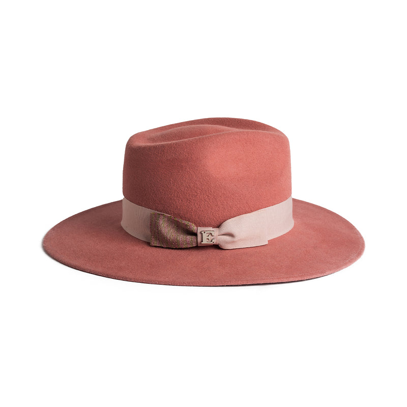 L Trilby