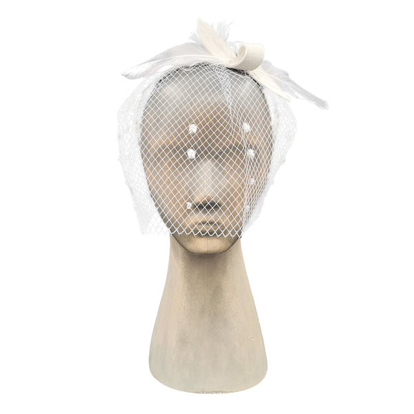 Feather Mara fascinator