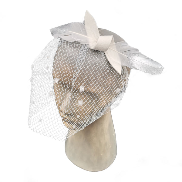 Feather Mara fascinator