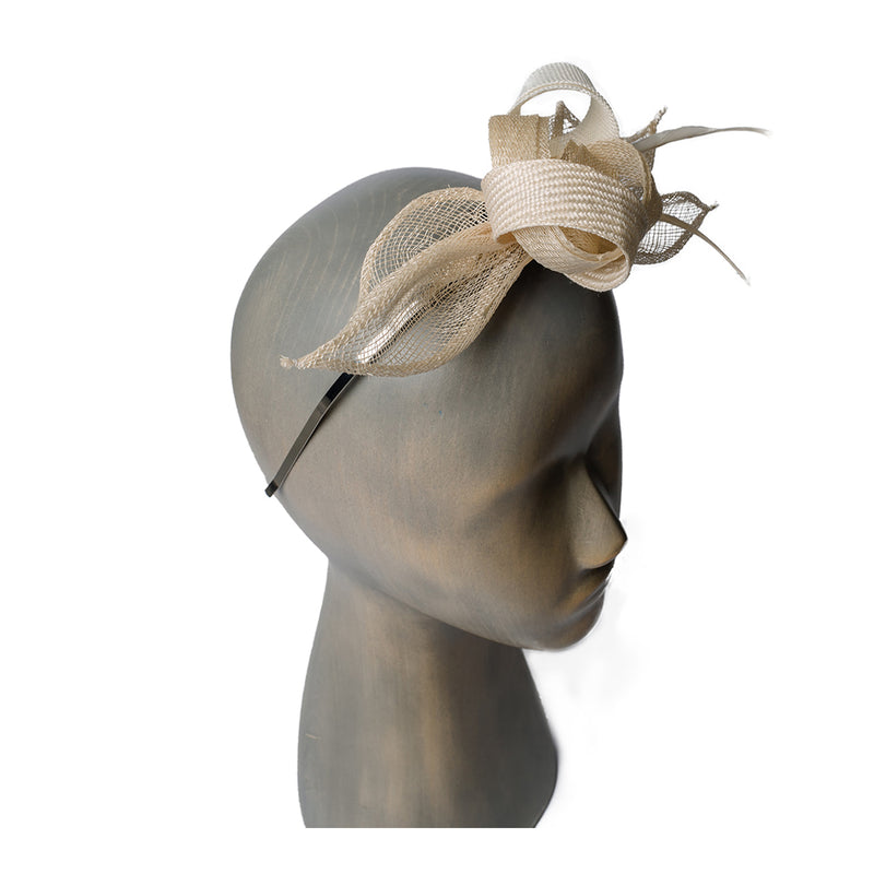 Ivory fascinator